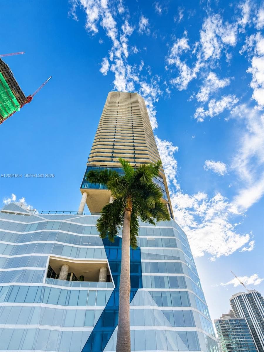 The Elser Residences Unit 3218 condo for rent at 398 NE 5th St # 3218, Miami, FL 33132